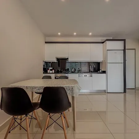 Apartment Pleasure In Fully Equipped *