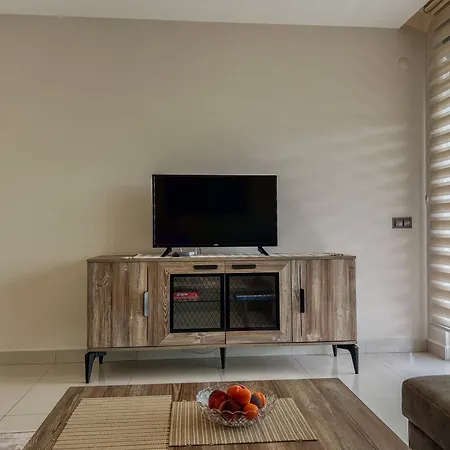 Pleasure In Fully Equipped Apartment